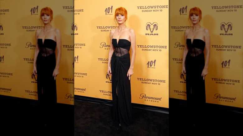Kelly Reilly in ill-fitting black dress at Yellowstone Season 5 premiere